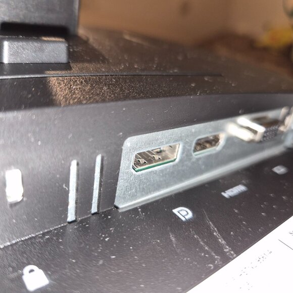 HP EliteDisplay E243i 24-inch monitor - Picture 5 of 15